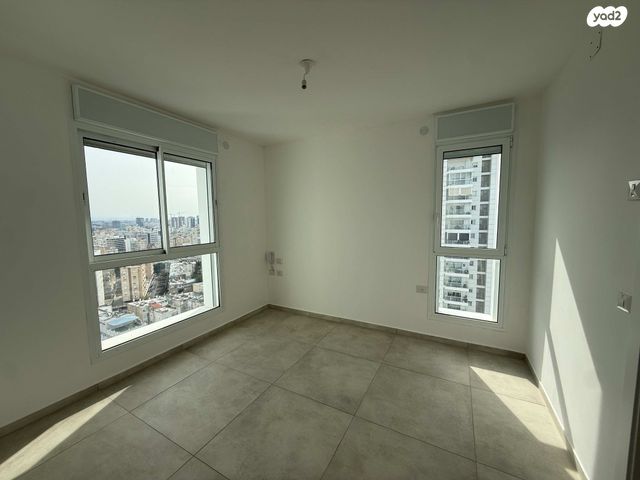 דירה, כיכר העצמאות, מרכז העיר דרום, נתניה