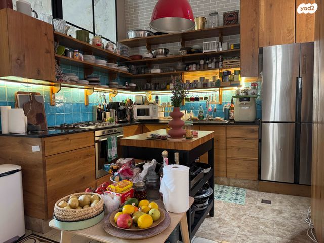 דירה, רב האי גאון 7, צפון יפו, המושבה האמריקאית-גרמנית, תל אביב יפו