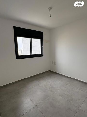 דירה, יצחק שמיר, רמת הדר, גבעת שמואל