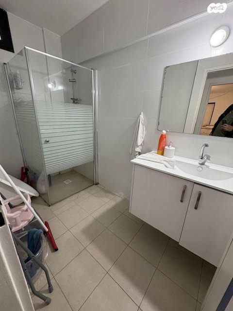 דירה, רמת הגולן, קרית שרת מזרח, חולון