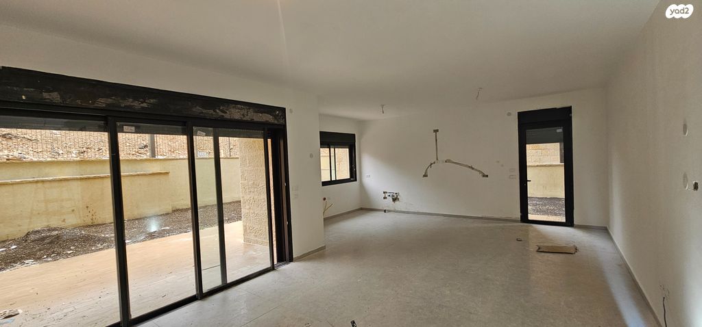 דירת גן, שחם, המגרסה, מבשרת ציון