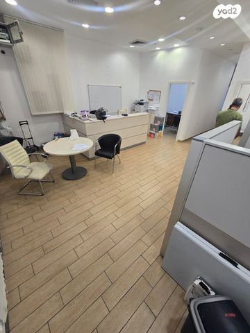 משרדים, יוסף לישנסקי 27, מב"ת מערב, אזור תעשייה חדש, ראשון לציון