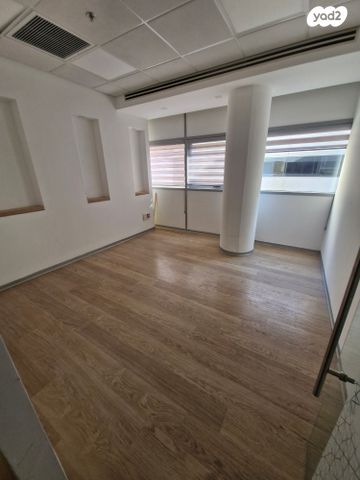 משרדים, הרצליה