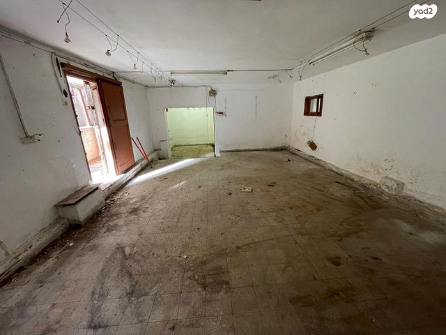 מחסנים, מאפו 18, הצפון הישן - דרום, תל אביב יפו