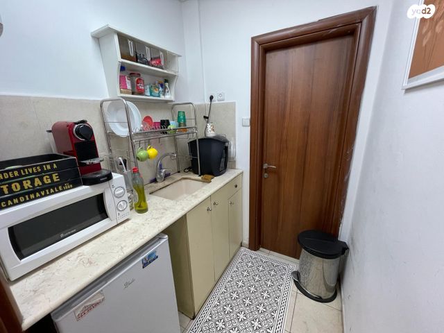 משרדים, החשמונאים 99, גני שרונה, קרית הממשלה, תל אביב יפו