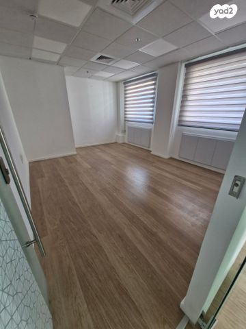 משרדים, הרצליה