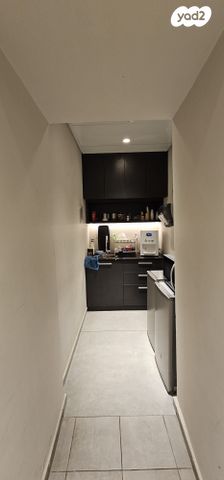 משרדים, רח 600, בני ברק