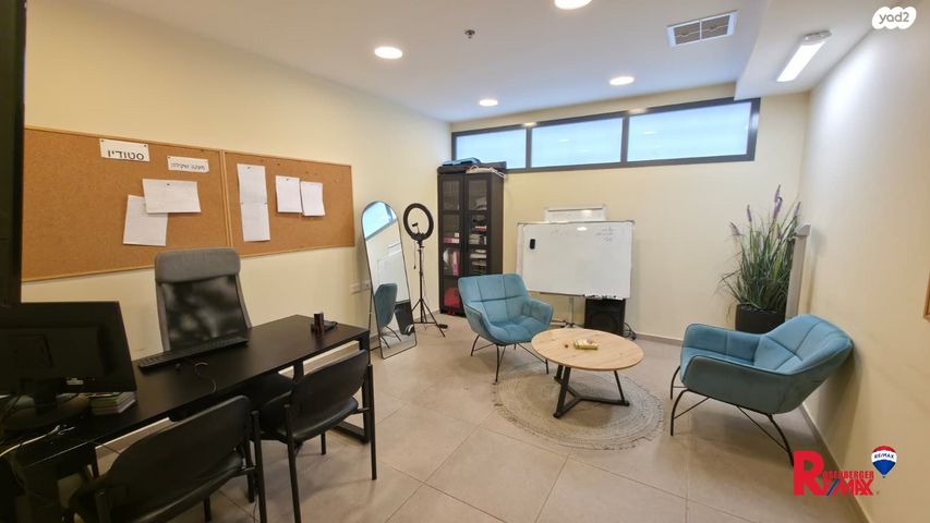 משרדים, הלוחמים 53, תל גיבורים, חולון