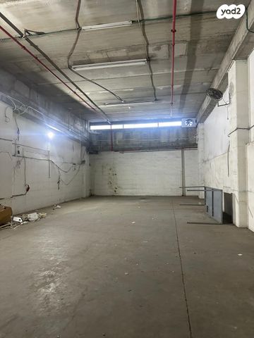 מחסנים, תל אביב יפו