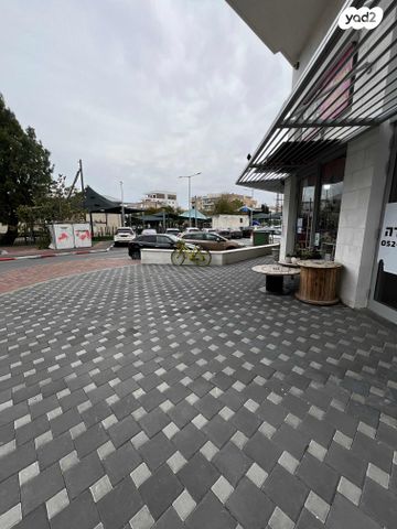 חנויות/ שטח מסחרי, שדרות קק"ל, מוצקין הותיקה, קרית מוצקין