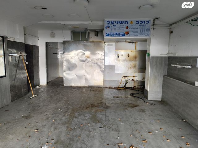 מבני תעשיה, תושיה 12, מונטיפיורי, הרכבת, תל אביב יפו