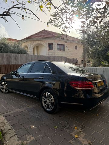 מודעת רכב מרצדס-בנץ E-class