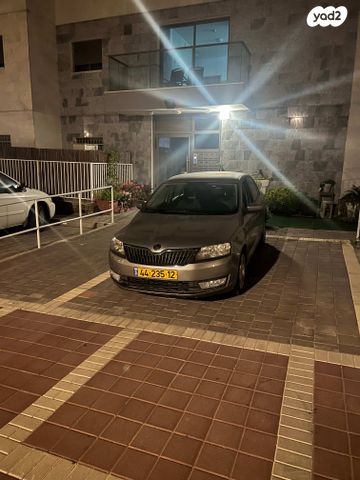 סקודה ראפיד