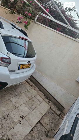 מודעת רכב סובארו XV