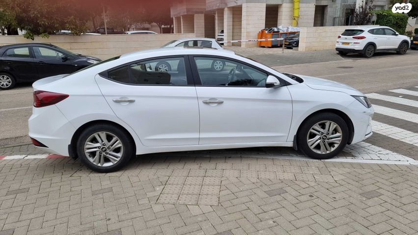 מודעת רכב יונדאי אלנטרה