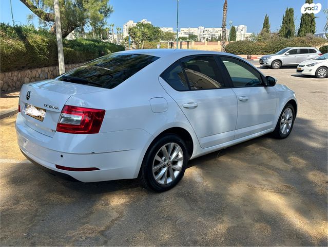 סקודה אוקטביה