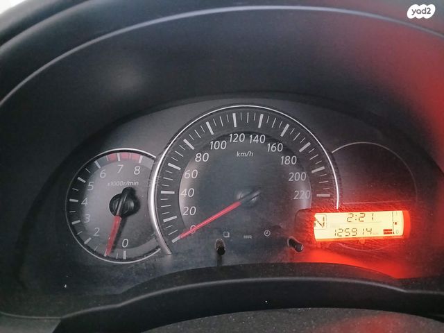 מודעת רכב ניסאן מיקרה