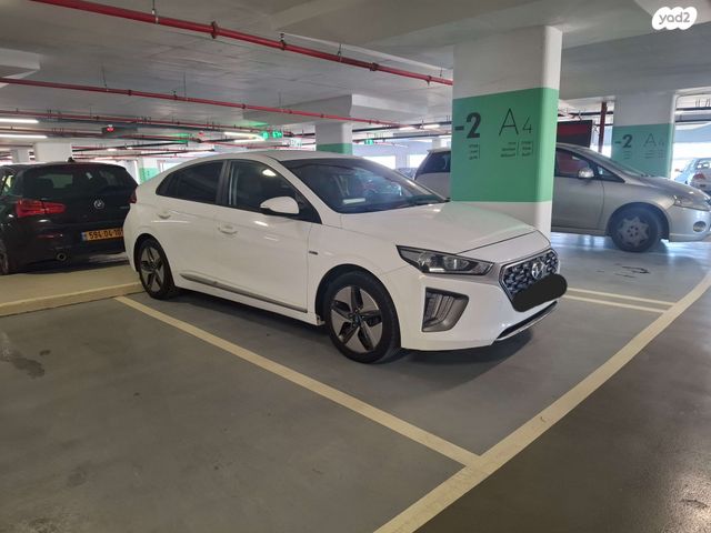 יונדאי איוניק