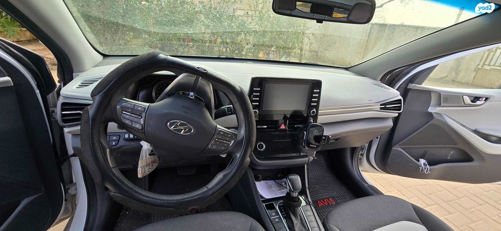 יונדאי איוניק