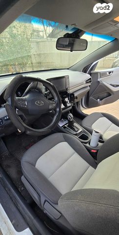 יונדאי איוניק