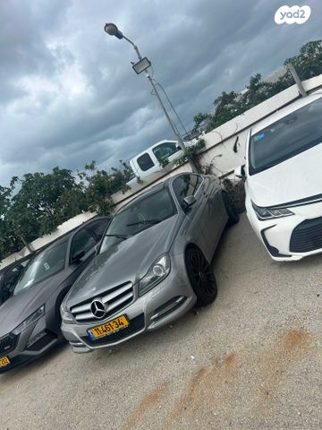 מודעת רכב מרצדס-בנץ C-class