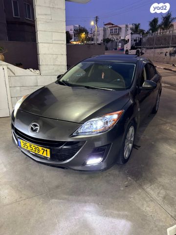 מאזדה 3