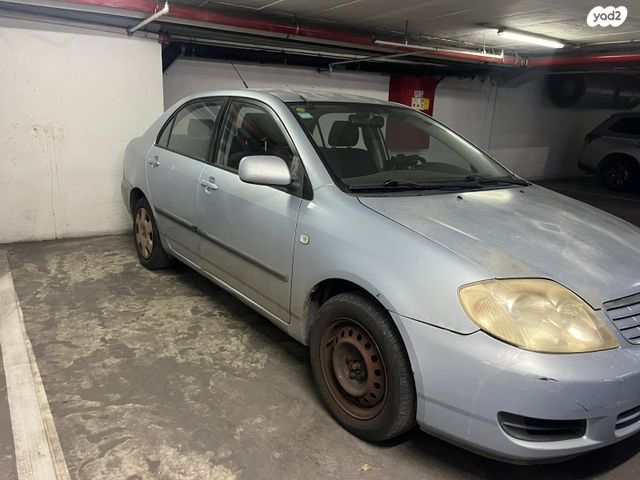 טויוטה קורולה