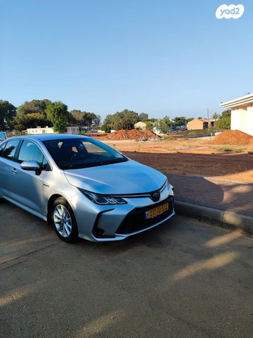 טויוטה קורולה