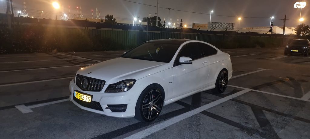 מודעת רכב מרצדס-בנץ C-class