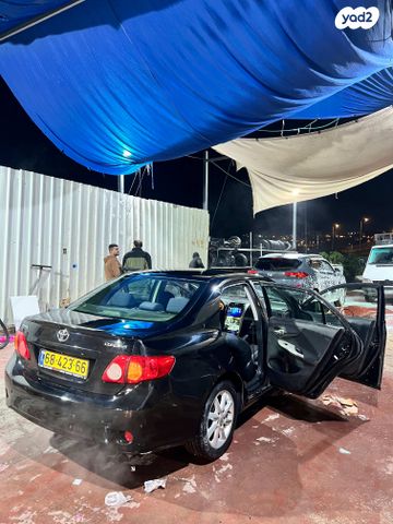 טויוטה קורולה