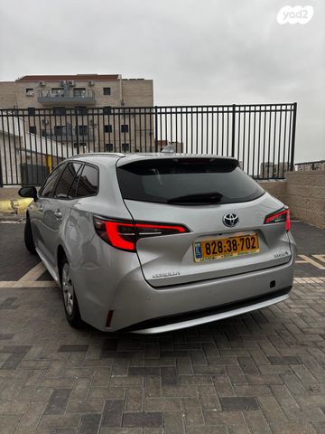 מודעת רכב טויוטה קורולה