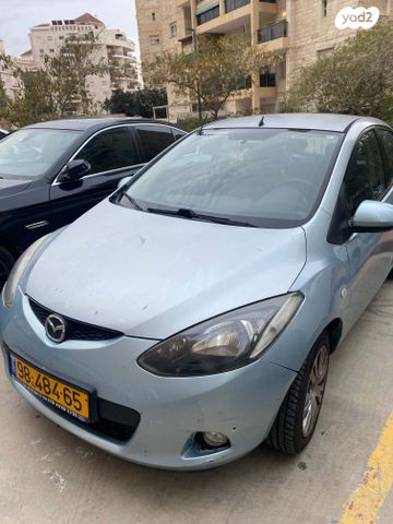 מודעת רכב מאזדה 2