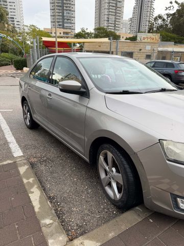 סקודה ראפיד