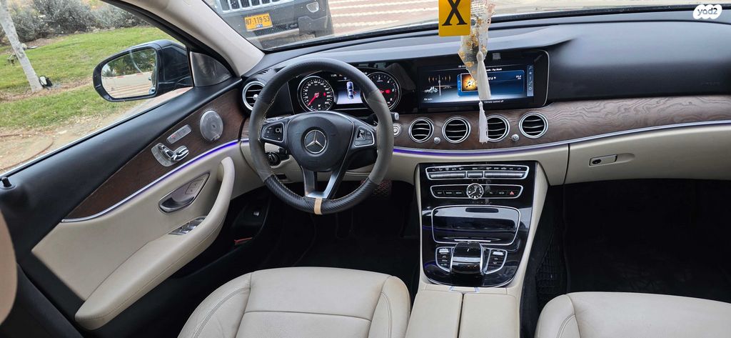 מרצדס-בנץ E-class