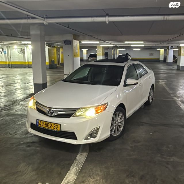 מודעת רכב טויוטה קאמרי