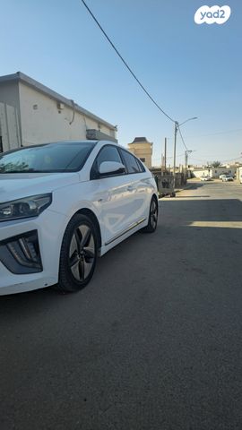 יונדאי איוניק