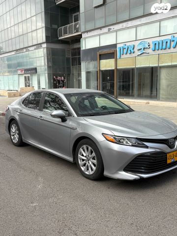 מודעת רכב טויוטה קאמרי