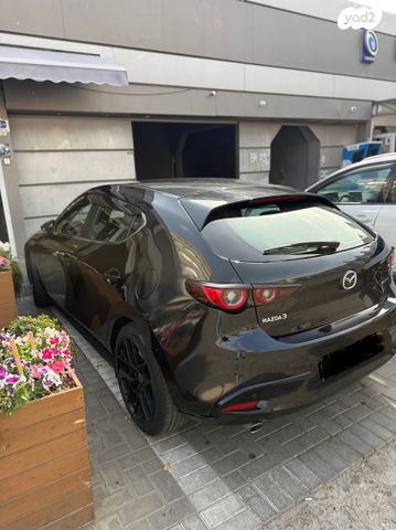 מאזדה 3