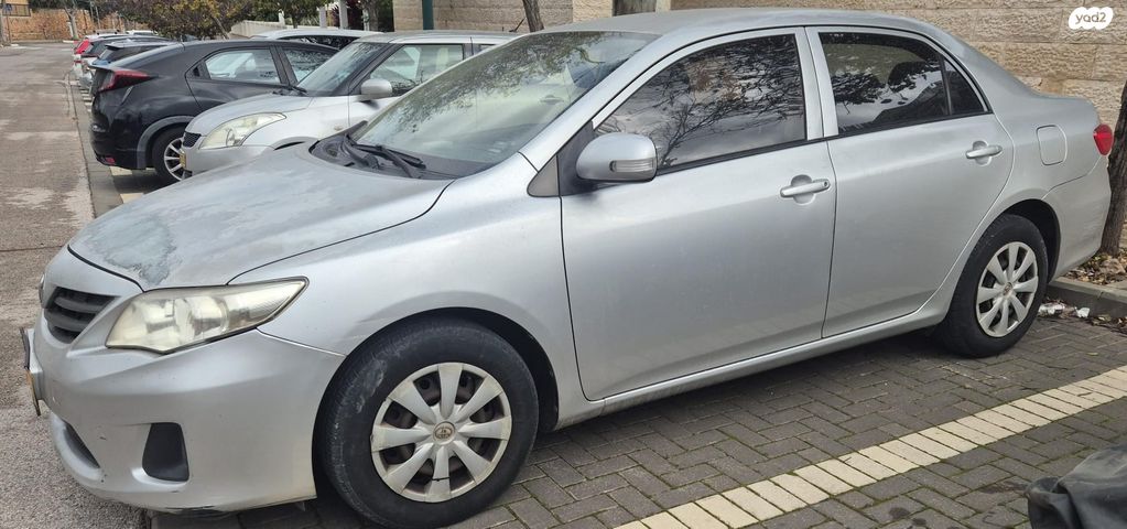 מודעת רכב טויוטה קורולה