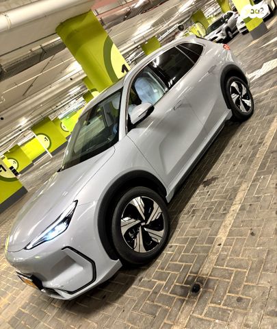 ג׳ילי  גלקסי E5