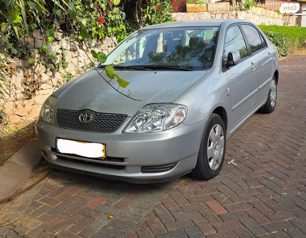 טויוטה קורולה