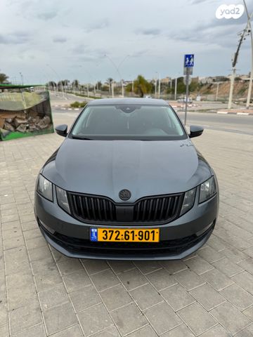 סקודה אוקטביה