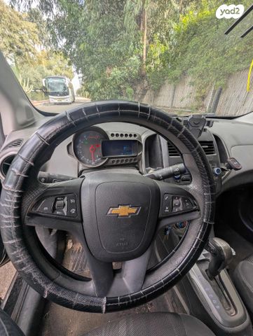 שברולט סוניק