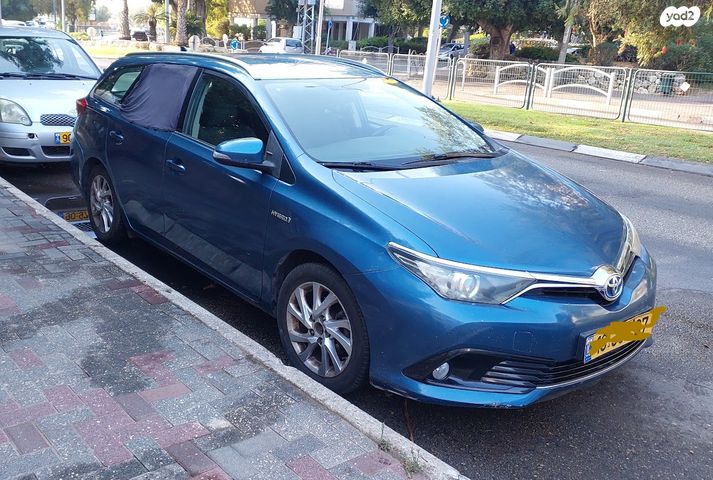 מודעת רכב טויוטה אוריס