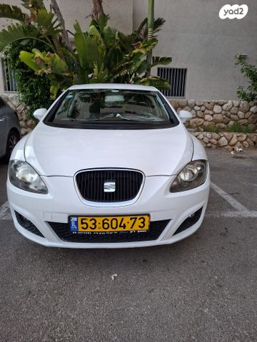 מודעת רכב סיאט לאון