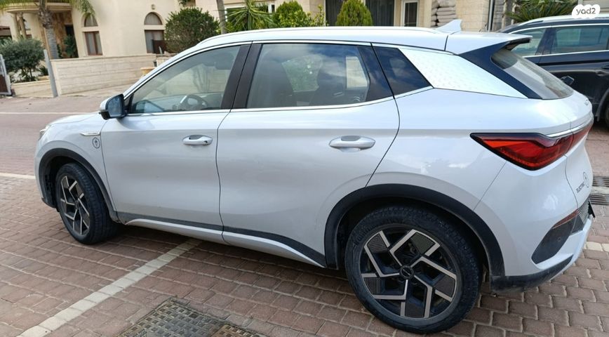 מודעת רכב בי.ווי.די אטו 3