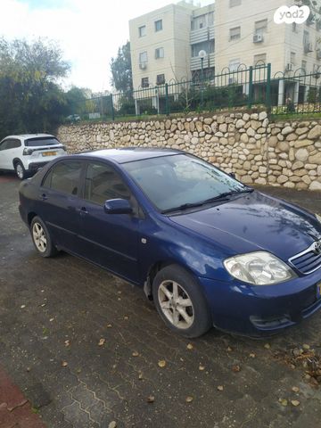 טויוטה קורולה