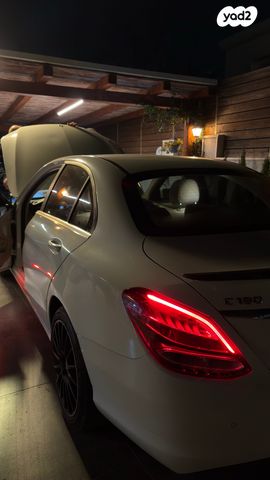 מודעת רכב מרצדס-בנץ C-class