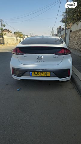 יונדאי איוניק