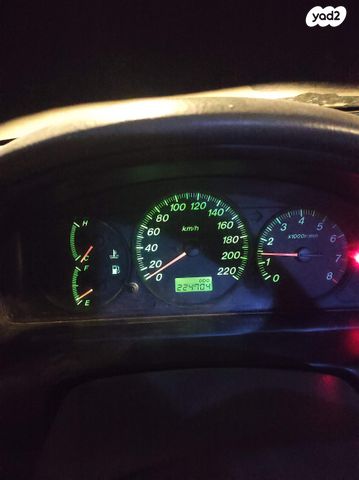 מודעת רכב מאזדה 323